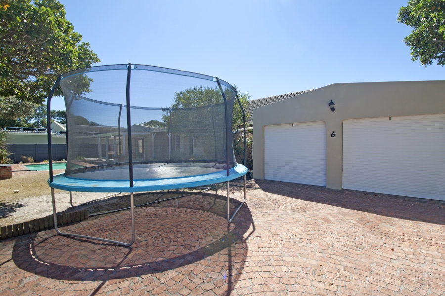 3 Bedroom Property for Sale in Kommetjie Western Cape